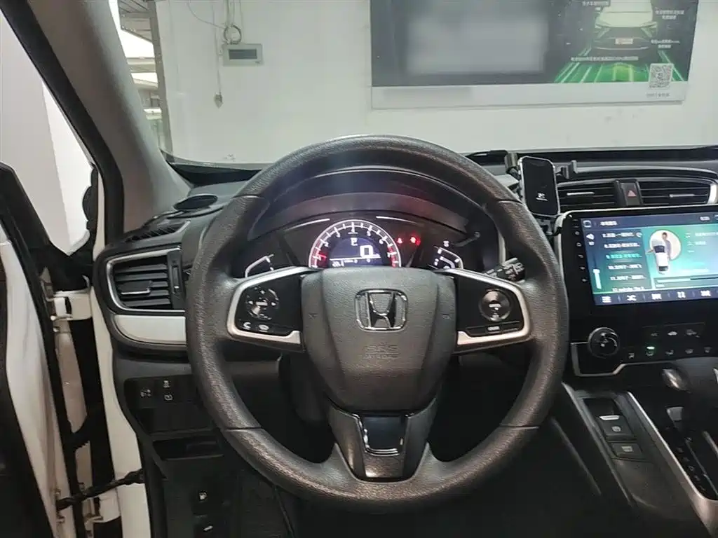 Фото 11 - Honda CR-V