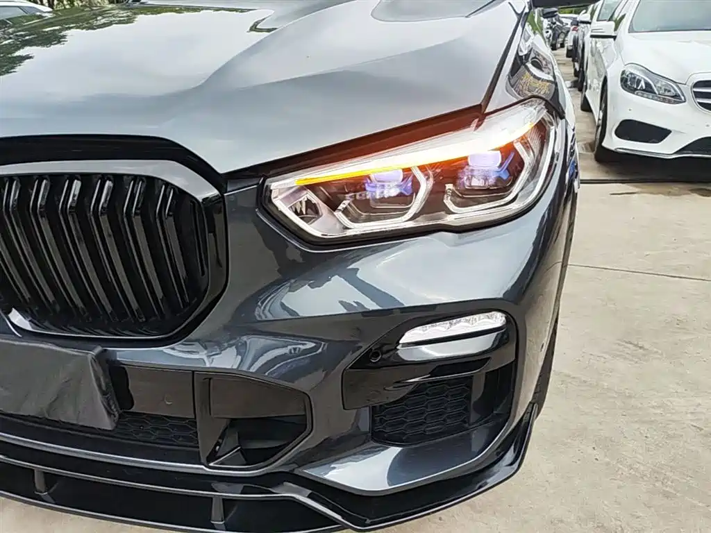BMW X5 (Import) 2020 xDrive30i M Sport Package фото 24
