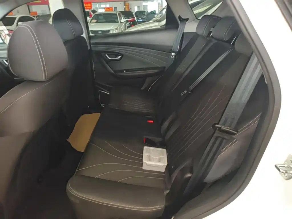 Jetour X70M 2022 2022 1.5T Manual Avant-garde Partner 7-seater