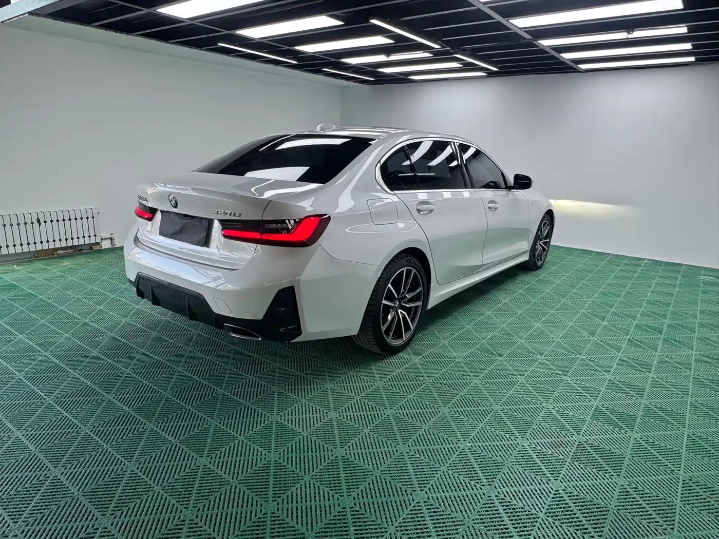 BMW 3 Series 2023 320Li M Sport Package фото 6