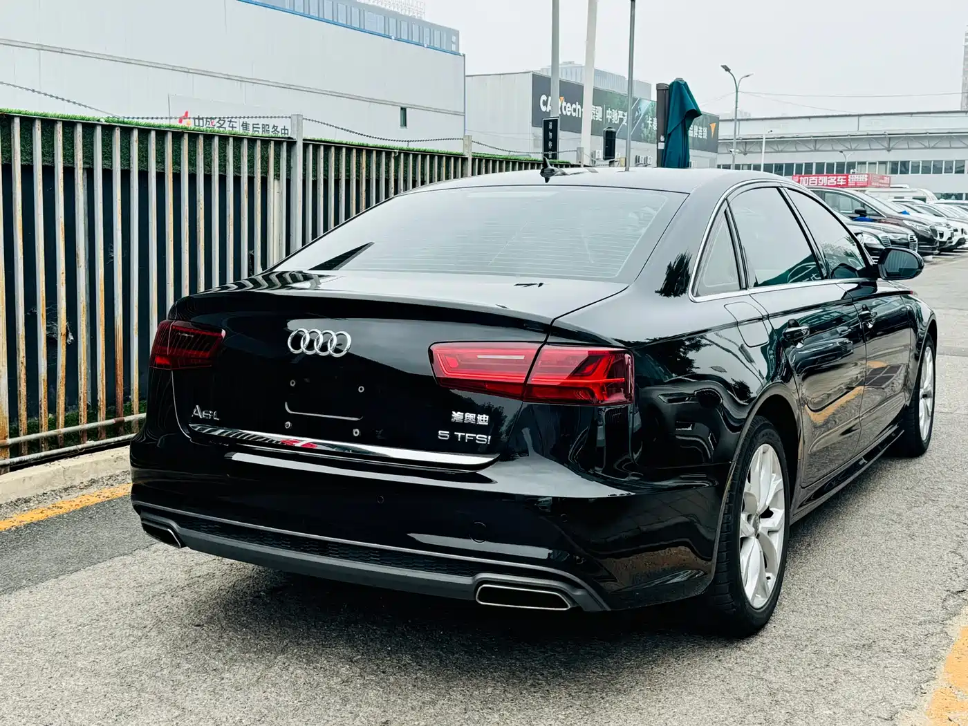 Audi A6L 2018 30th Anniversary 35 TFSI Fashion фото 6