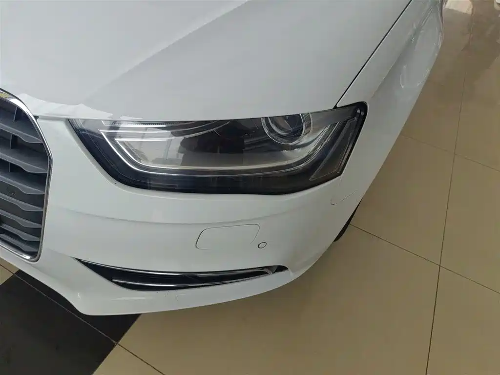 Audi A4L 2015 35 TFSI Auto Comfort фото 18