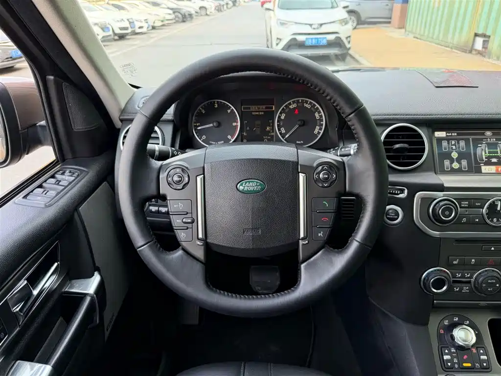 Land Rover Discovery 2012 3.0 SDV6 HSE Diesel фото 5