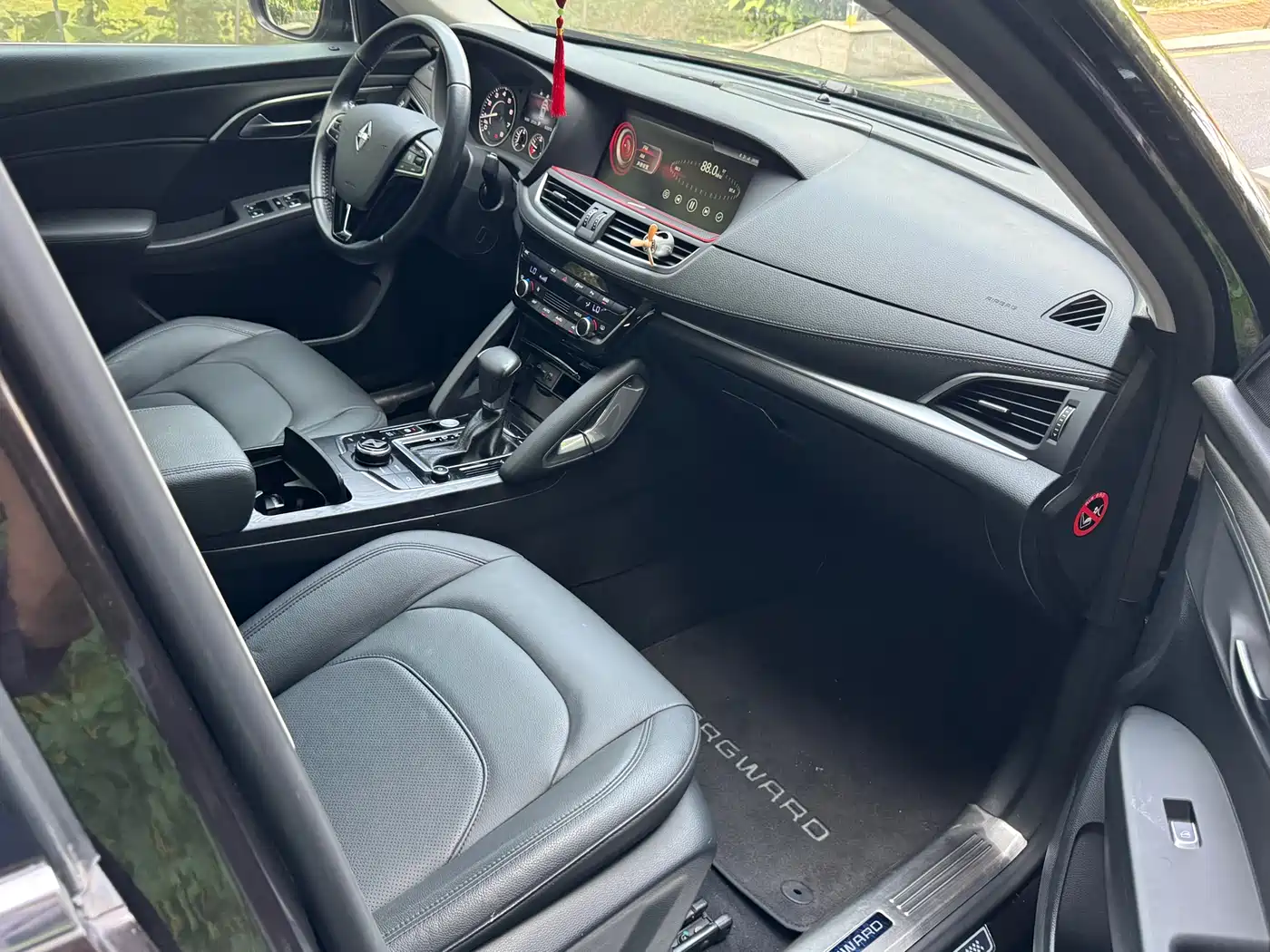 Borgward BX7 2017 2016 28T 2WD Luxury 7-seater