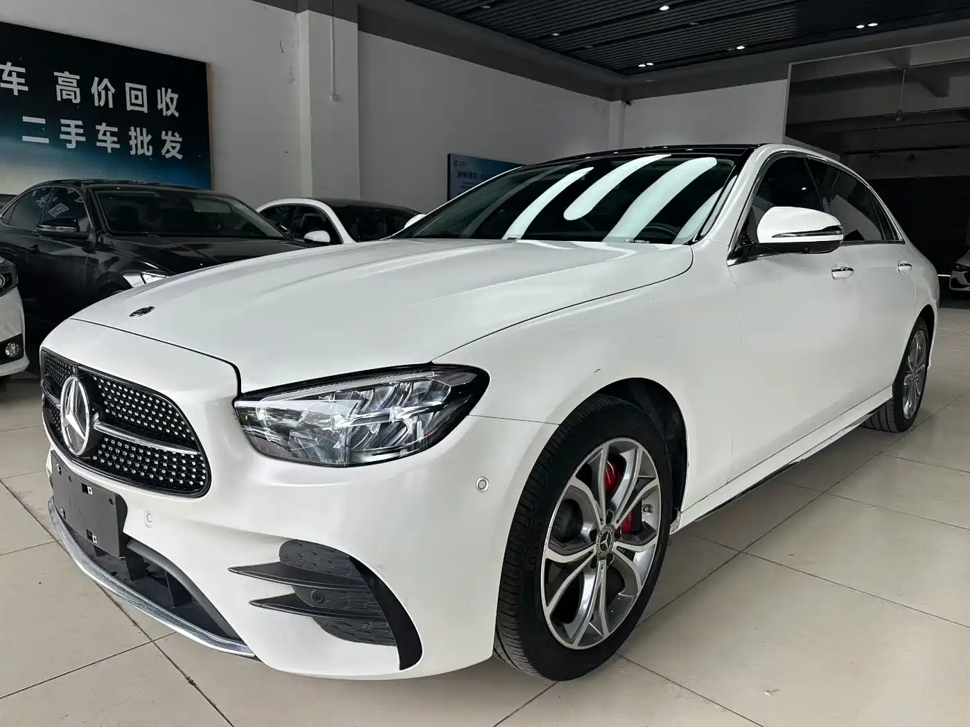 MERCEDES-BENZ E CLASS