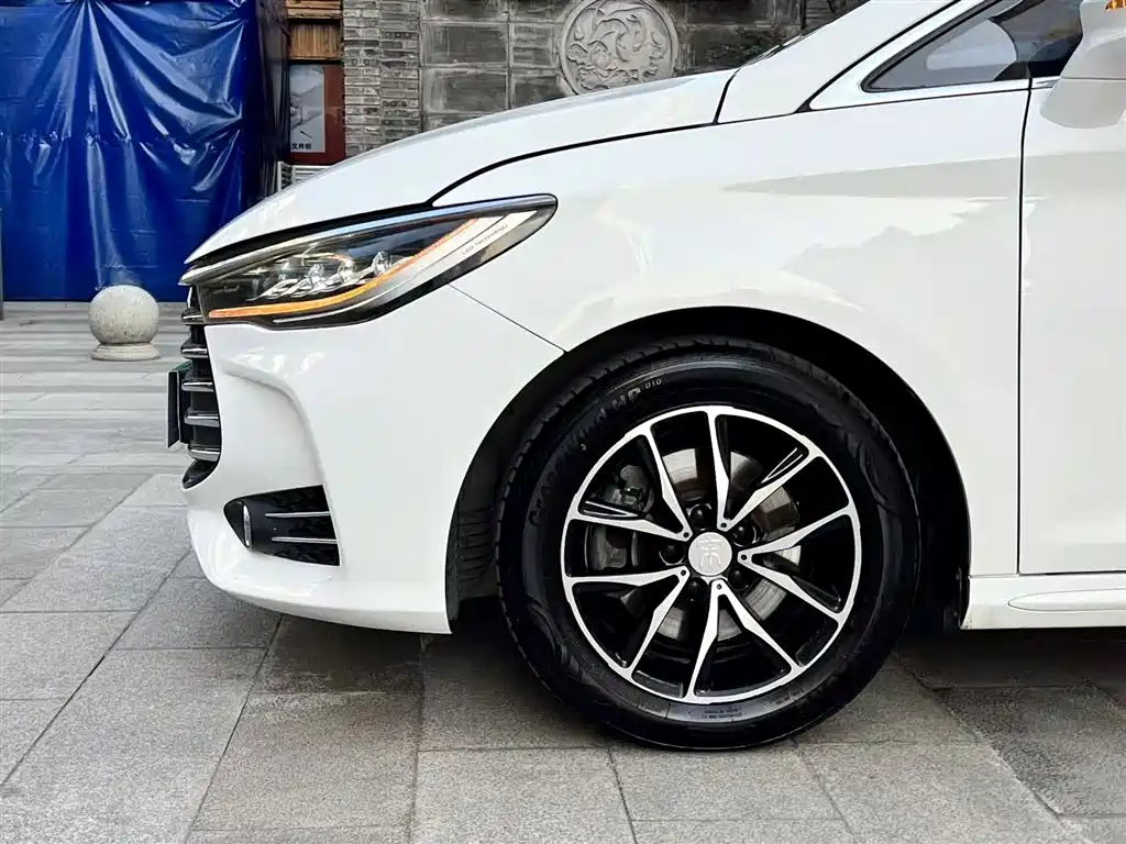 BYD Song MAX 2017 1.5T Auto Smart Elite 7-Seater фото 23