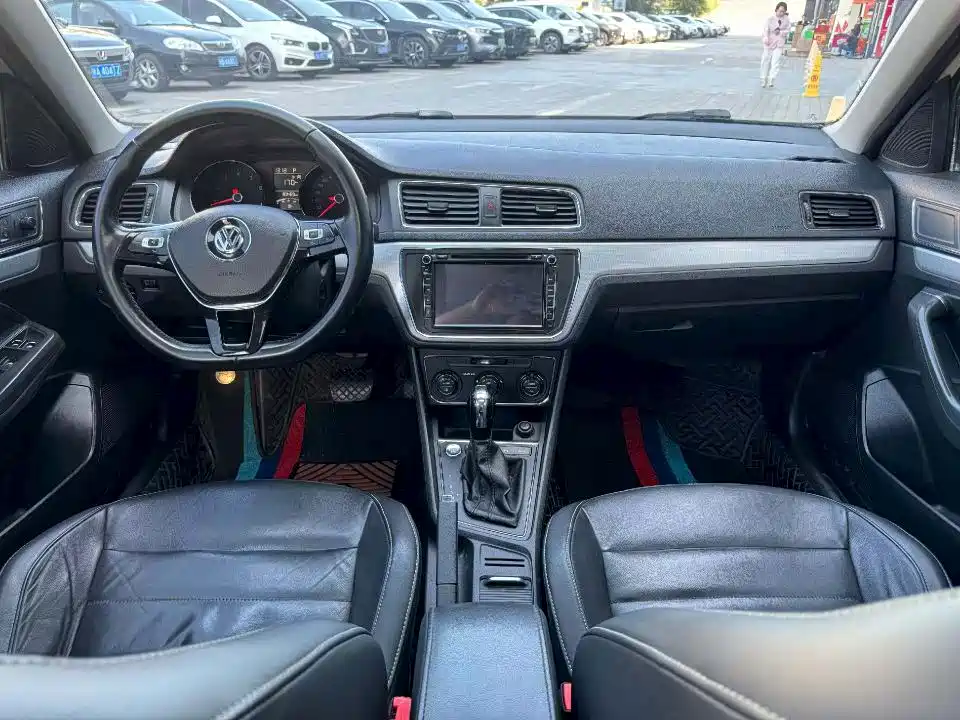 Volkswagen Lavida Tour 2018 2017 180TSI DSG Comfort Edition