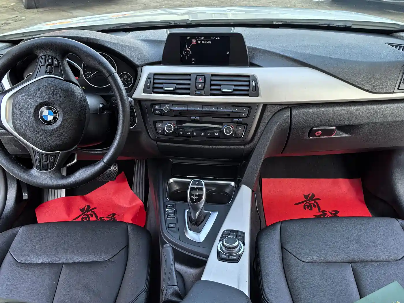 Фото 22 - BMW 3 Series
