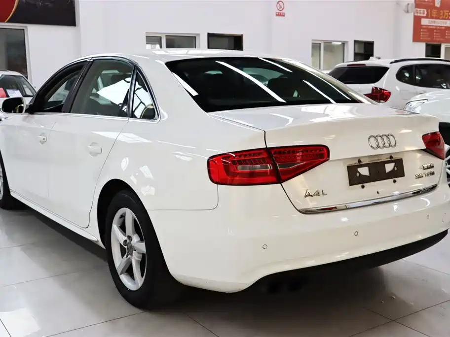 Audi A4L 2013 35 TFSI Automatic Standard фото 6