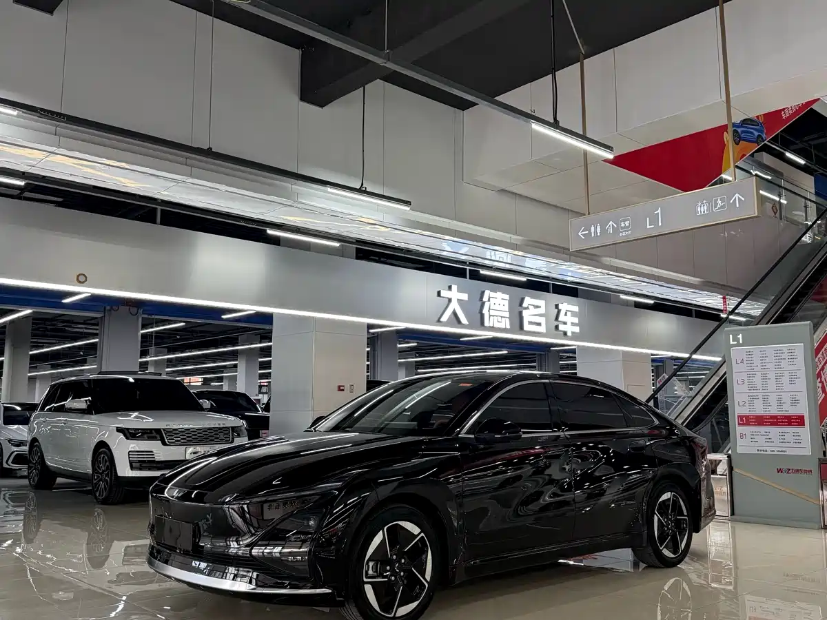 Wuling Motors Wuling Xingguang 2025 2025 Model 610km Smart Flagship