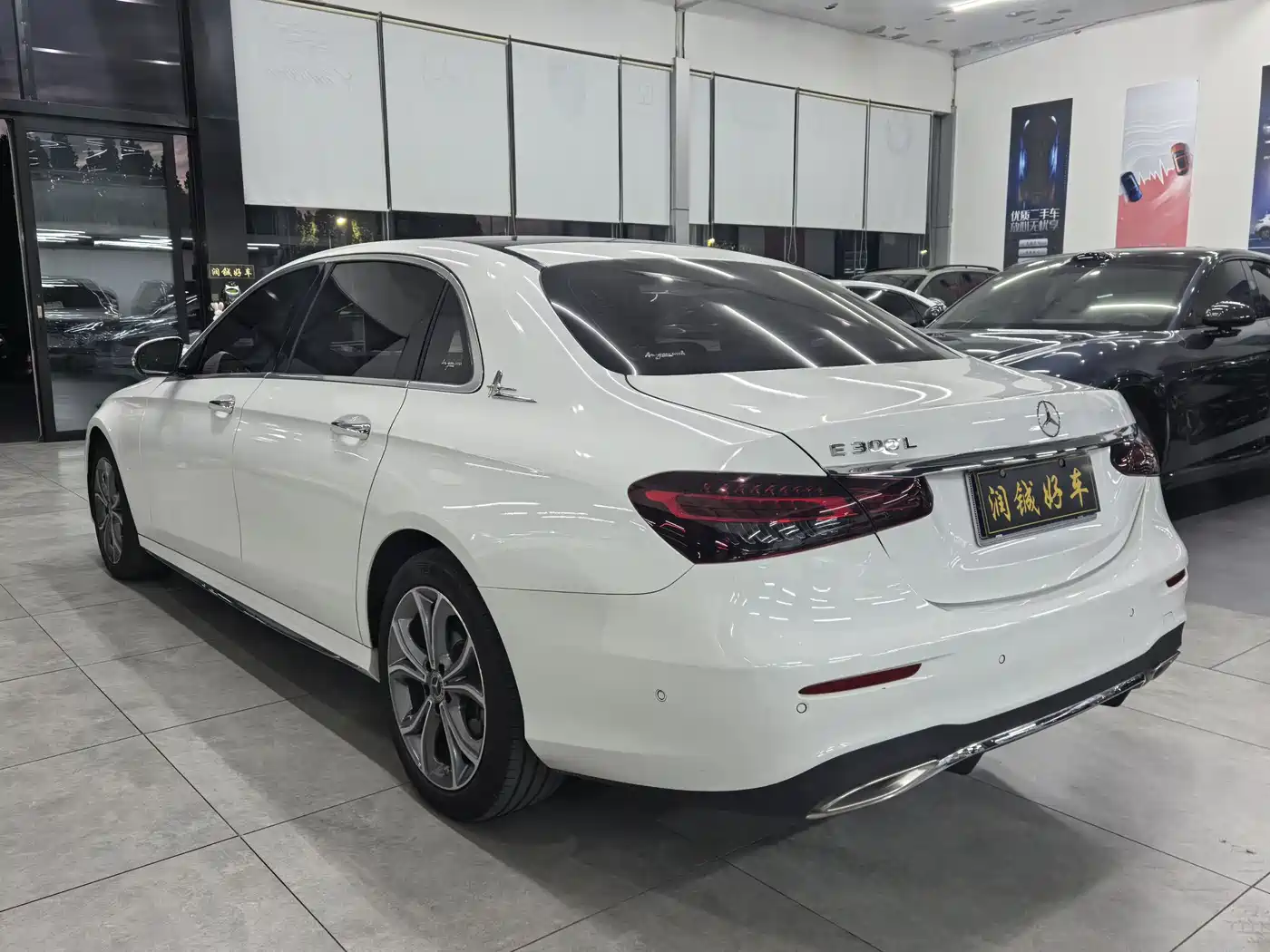Mercedes-Benz E-Class 2021 E 300 L Sport Fashion фото 4