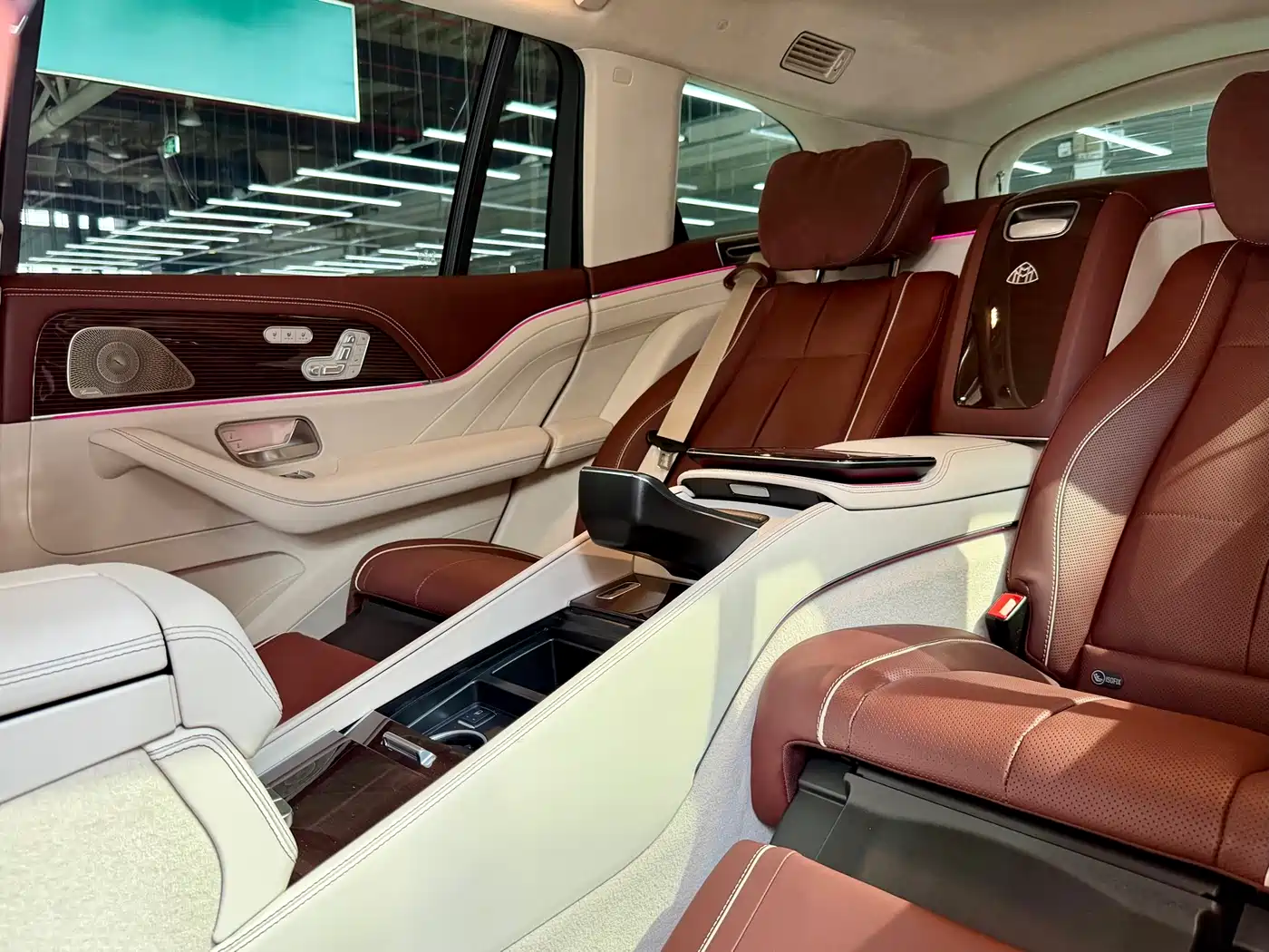 Mercedes-Benz Maybach GLS 2024 GLS 480 4MATIC фото 41