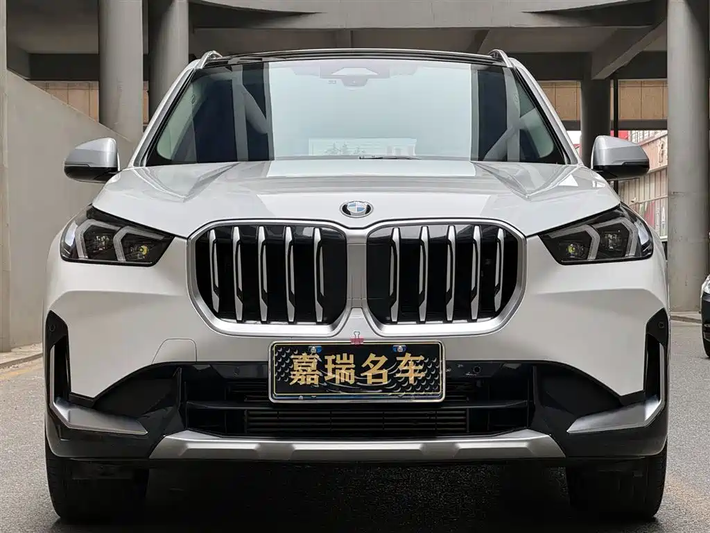BMW X1 2023 sDrive25Li X Design Package фото 2