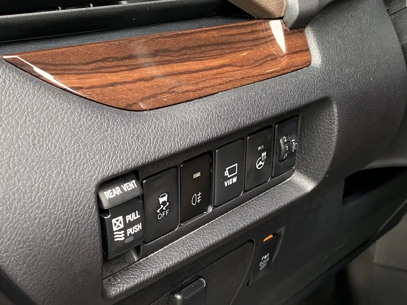 Toyota Sienna 2015 3.5L 4WD L фото 12