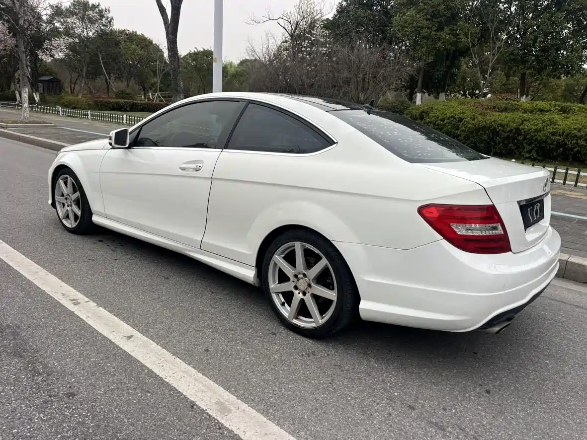 Mercedes-Benz C-Class (Import) 2013 C 180 Coupe фото 4