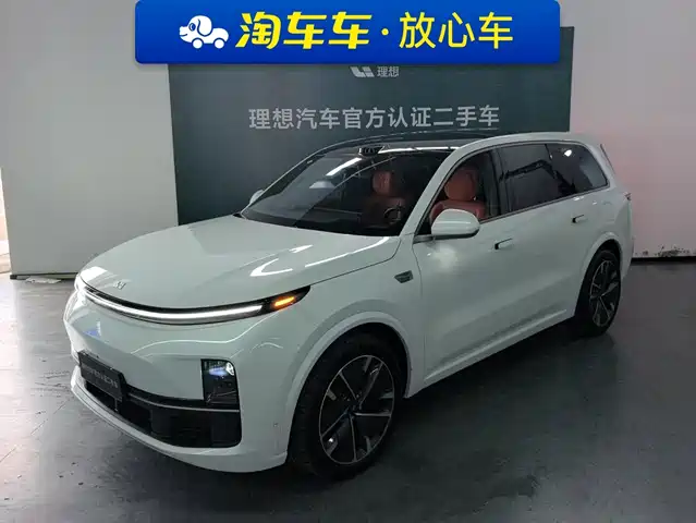 Li Auto Li Xiang L9 2025