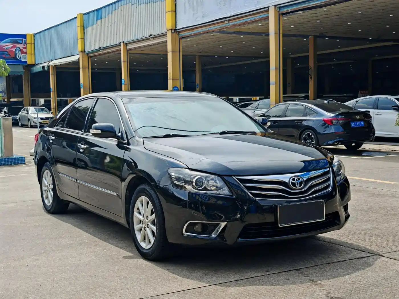 Toyota Camry 2013 200E Classic Elite Edition фото 3