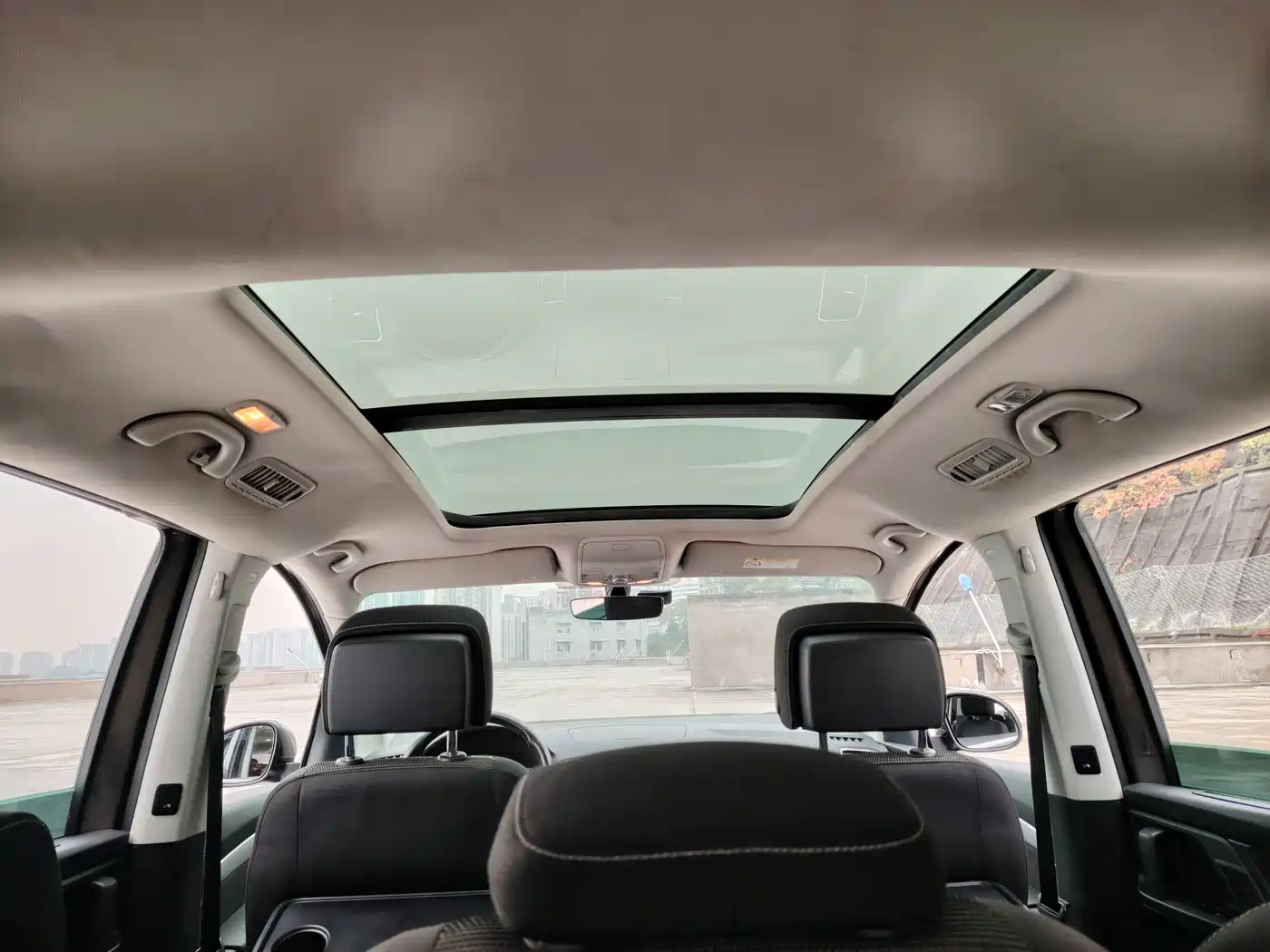 Volkswagen Sharan 2016 380TSI Comfort 7-seater фото 14