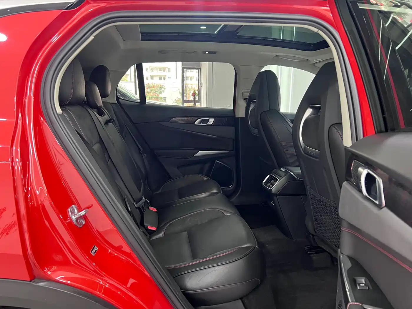Lynk & Co 01 2017 2.0T AWD Pro фото 11