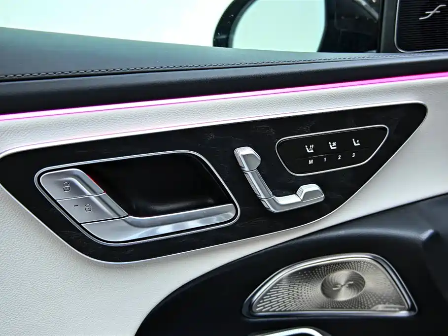 Mercedes-Benz E-Class 2024 Model E 300 L Luxury фото 26