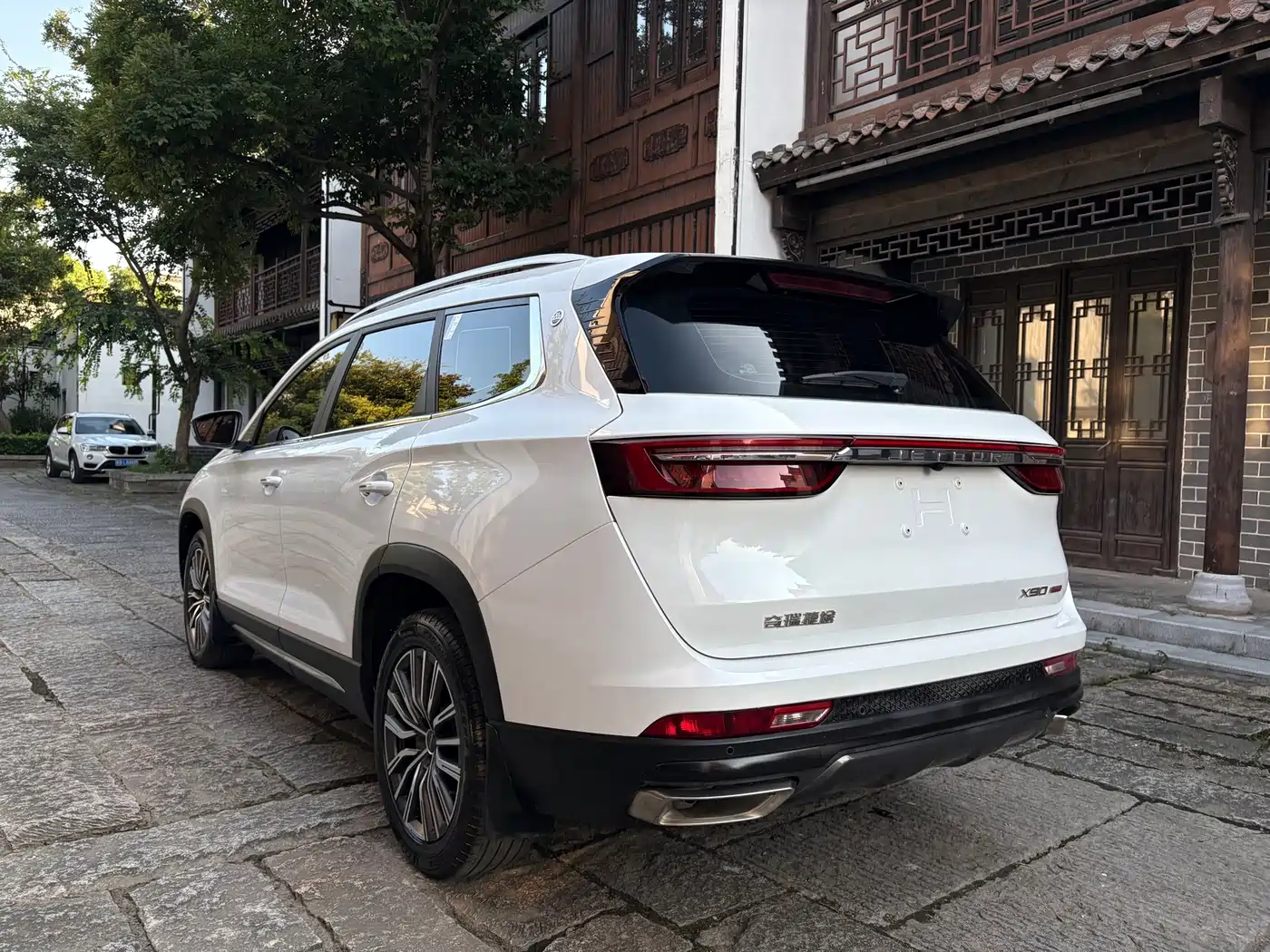 Jetour X90 PLUS 2022 2021 1.6TD DCT Villa 5-seater