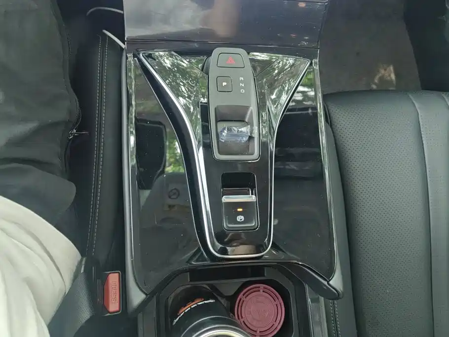 Dongfeng Aeolus Haohan 2024 2023 DH-i 1.5T Premium Edition