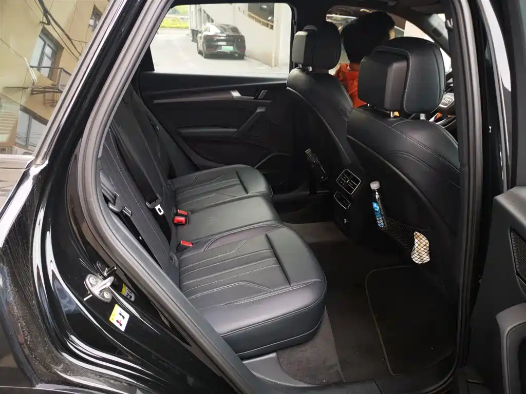Audi Q5L 2025 45 TFSI Luxury Dynamic фото 9