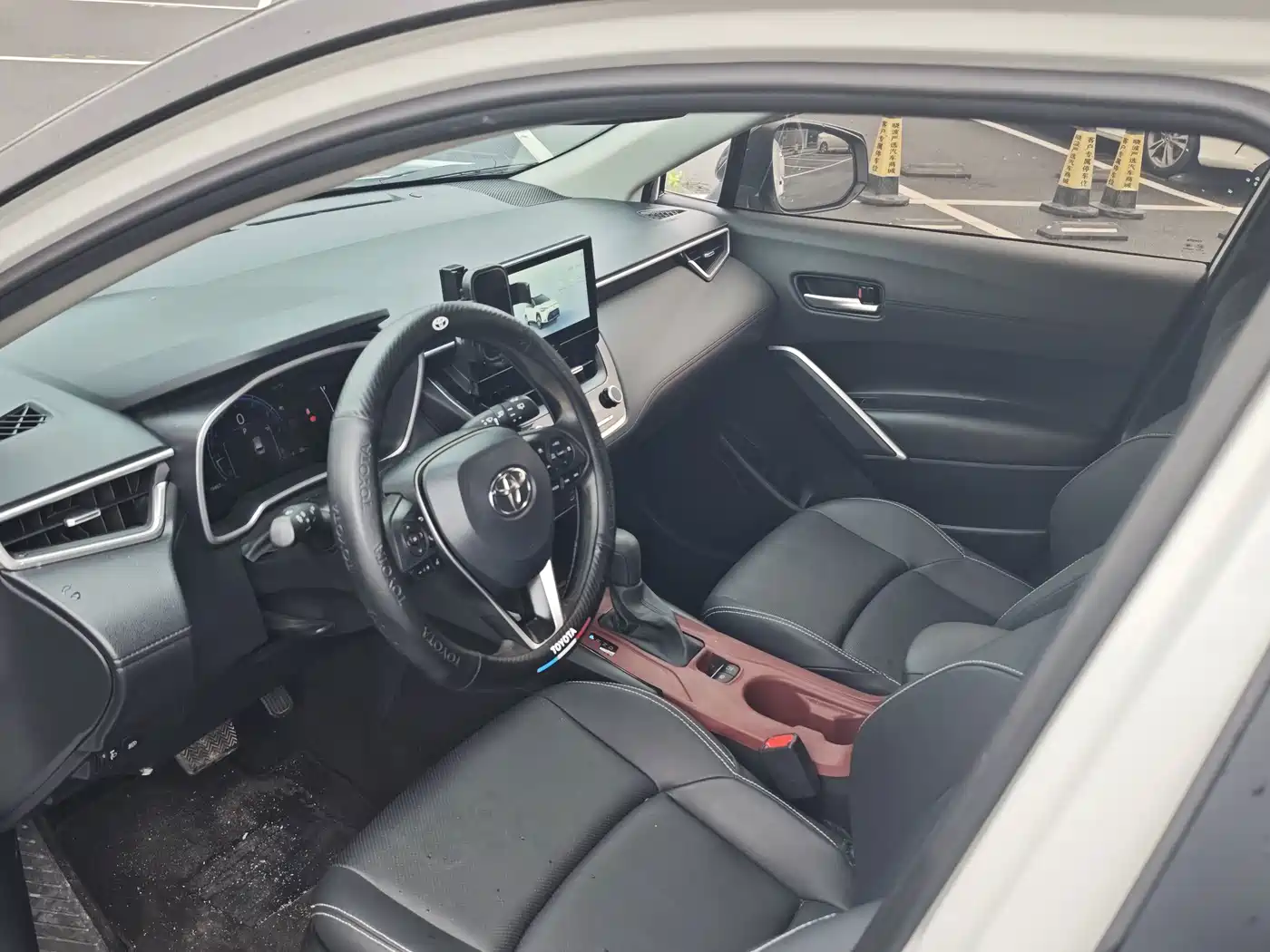 Toyota Frontlander 2025 2024 2.0L CVT Luxury Edition