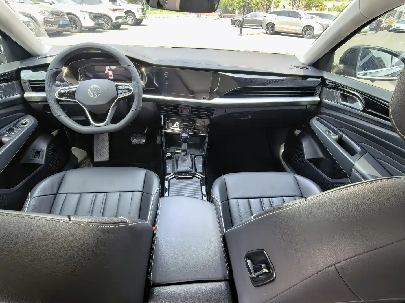 Volkswagen Passat 2023 Facelift 330TSI Elite Edition фото 5