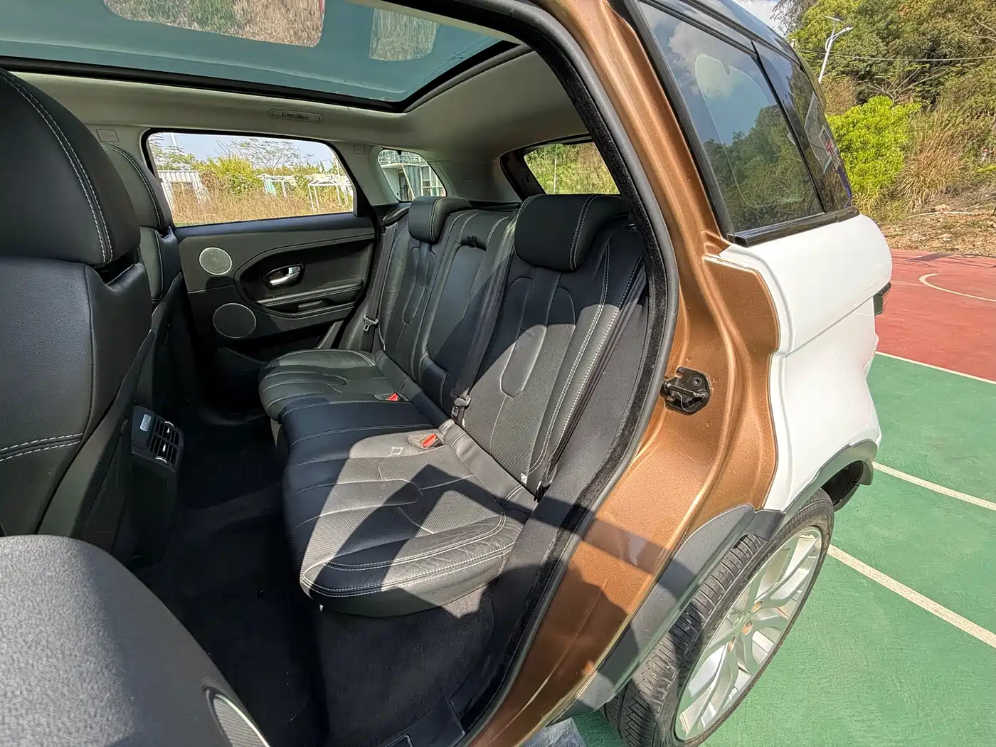 Land Rover Range Rover Evoque (Import) 2015 2015 2.0T 5-door Dynamic Edition