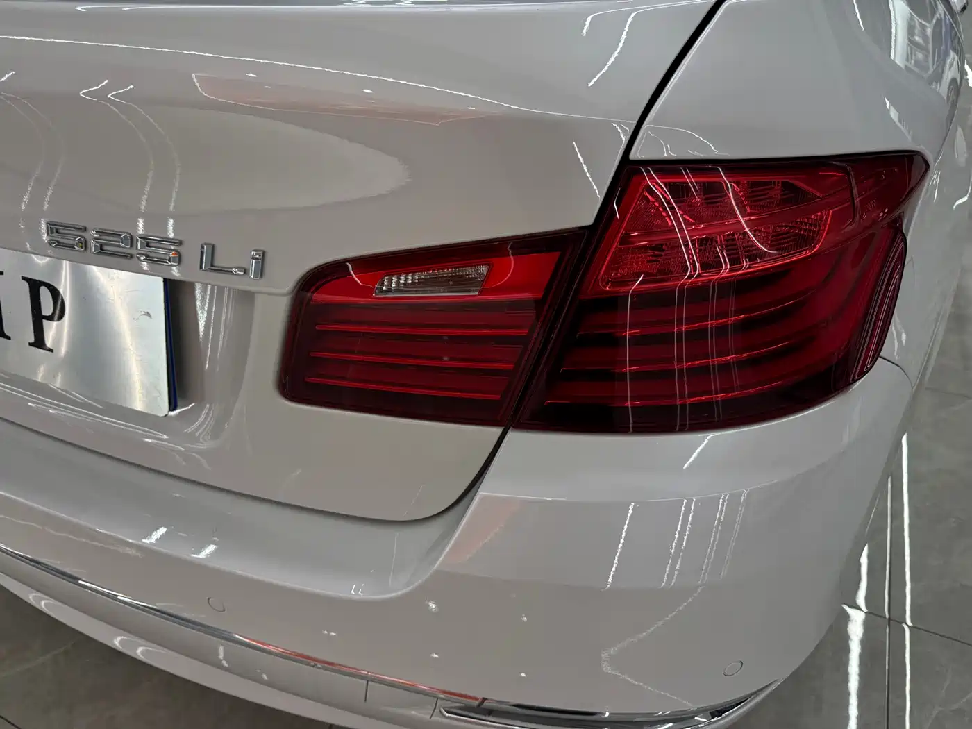 BMW 5 Series 2014 525Li Luxury Design Package фото 9