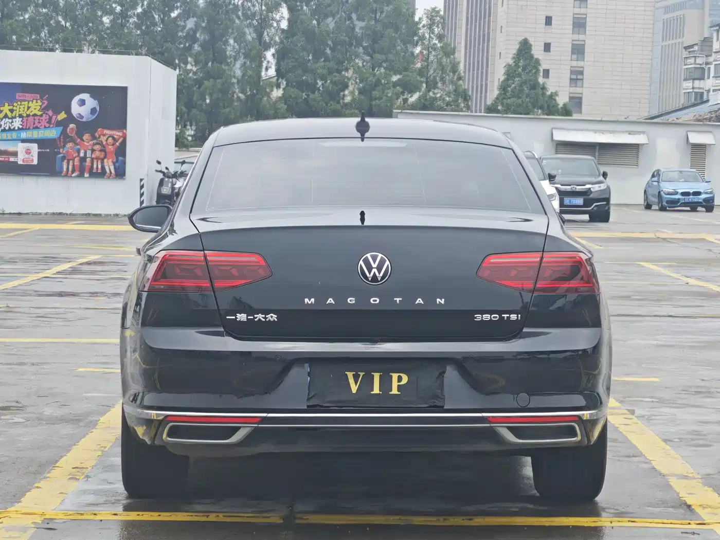 Фото 5 - Volkswagen Magotan