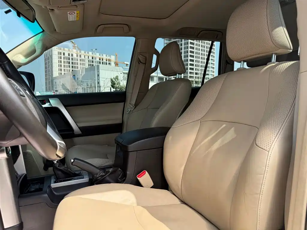Toyota Prado 2010 4.0L Automatic TX-L фото 13