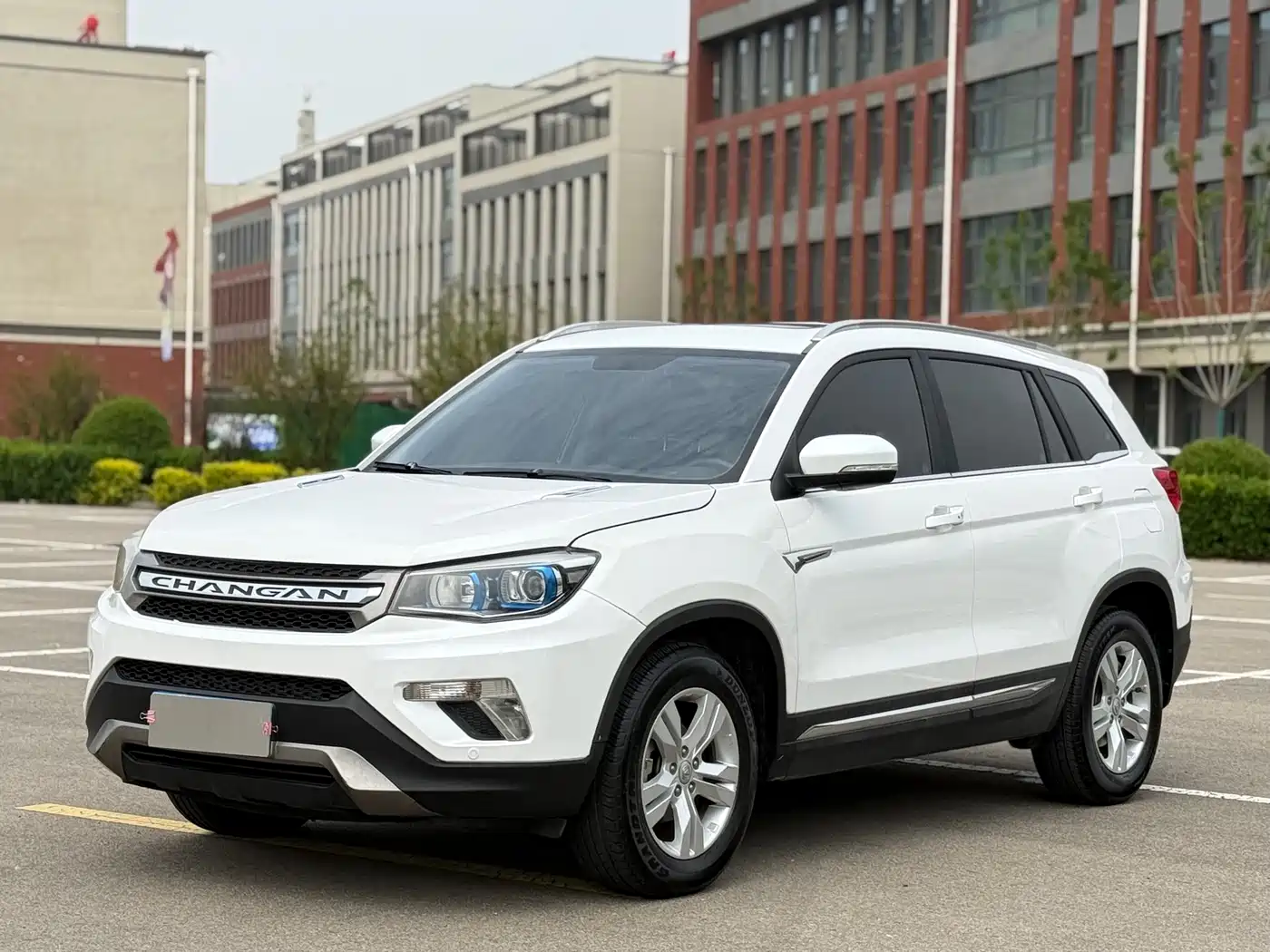 CHANGAN CS75