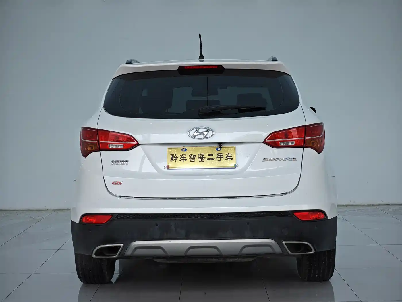 Hyundai Santa Fe 2013 Model 2.4L Automatic 2WD Smart фото 5