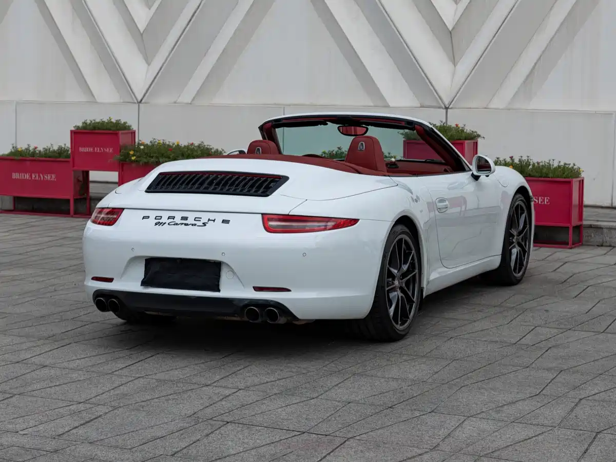 Porsche 911 2012 Carrera Cabriolet 3.4L фото 3