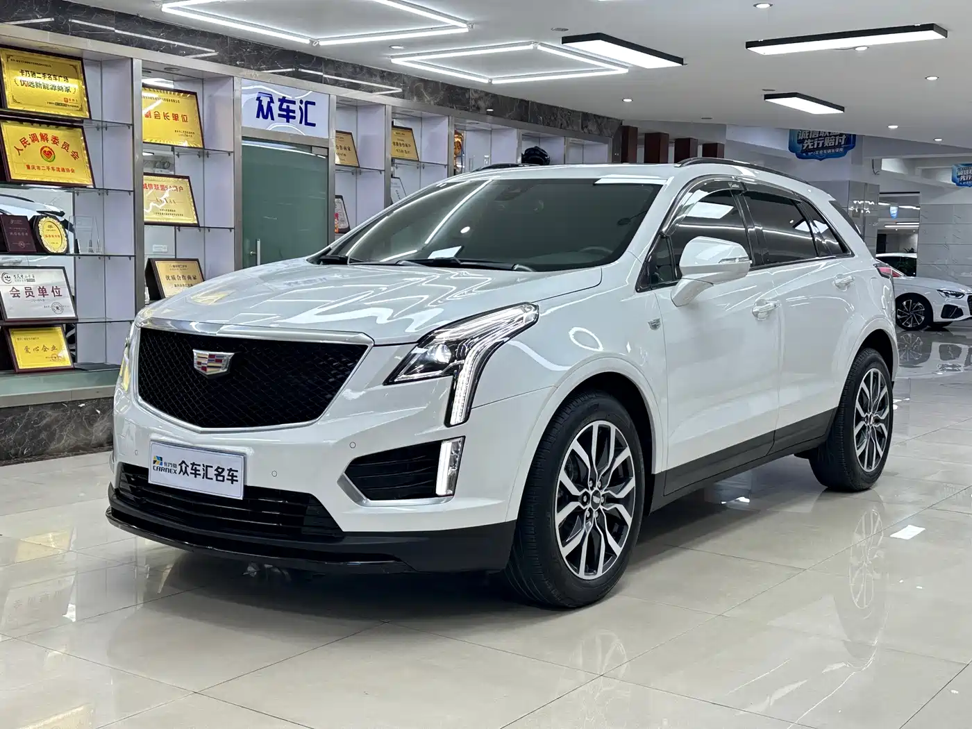 Cadillac XT5 2024 2024 2.0T AWD Luxury (Hummingbird Edition)