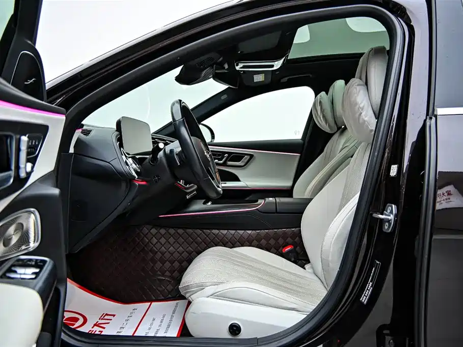 Mercedes-Benz E-Class 2024 Model E 300 L Luxury фото 12