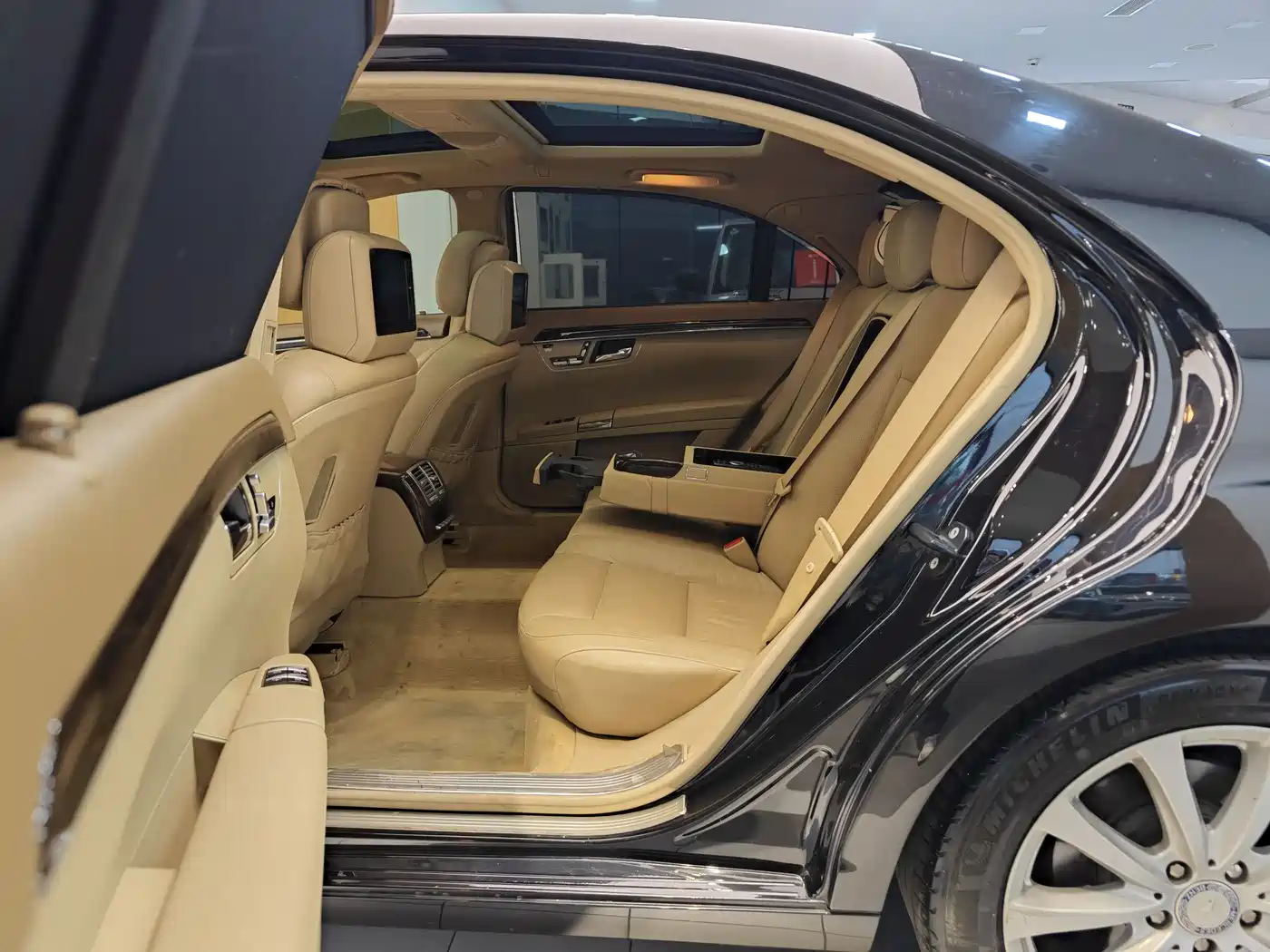 Mercedes-Benz S-Class 2010 S 300 L Luxury фото 25