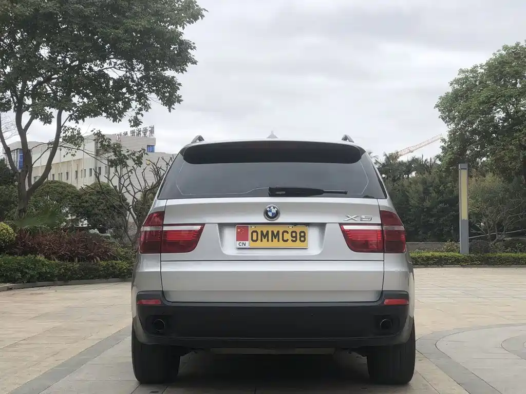 Photo 6 - BMW X5 (Import)
