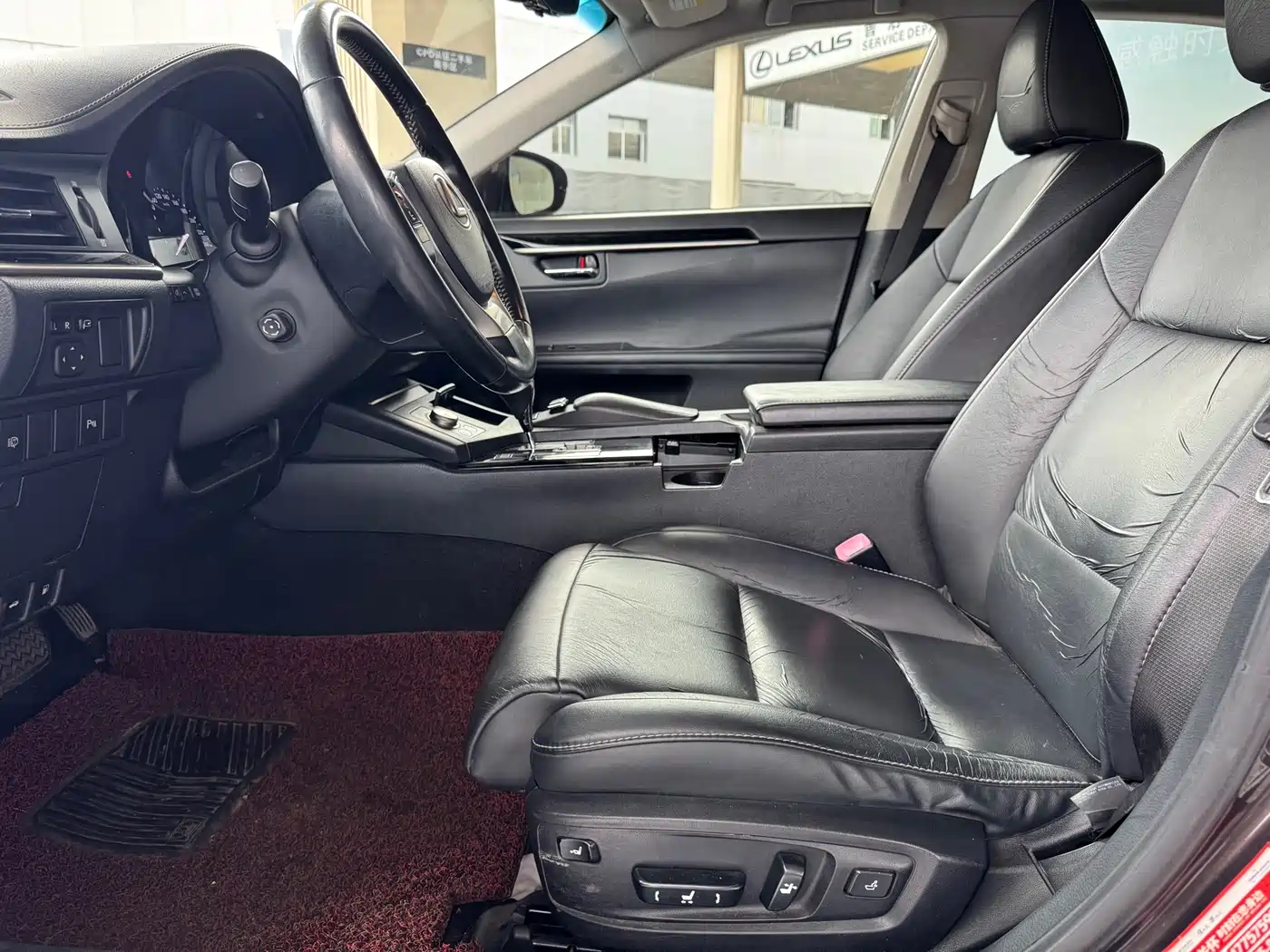 Lexus ES 2013 300h Elite Edition фото 6