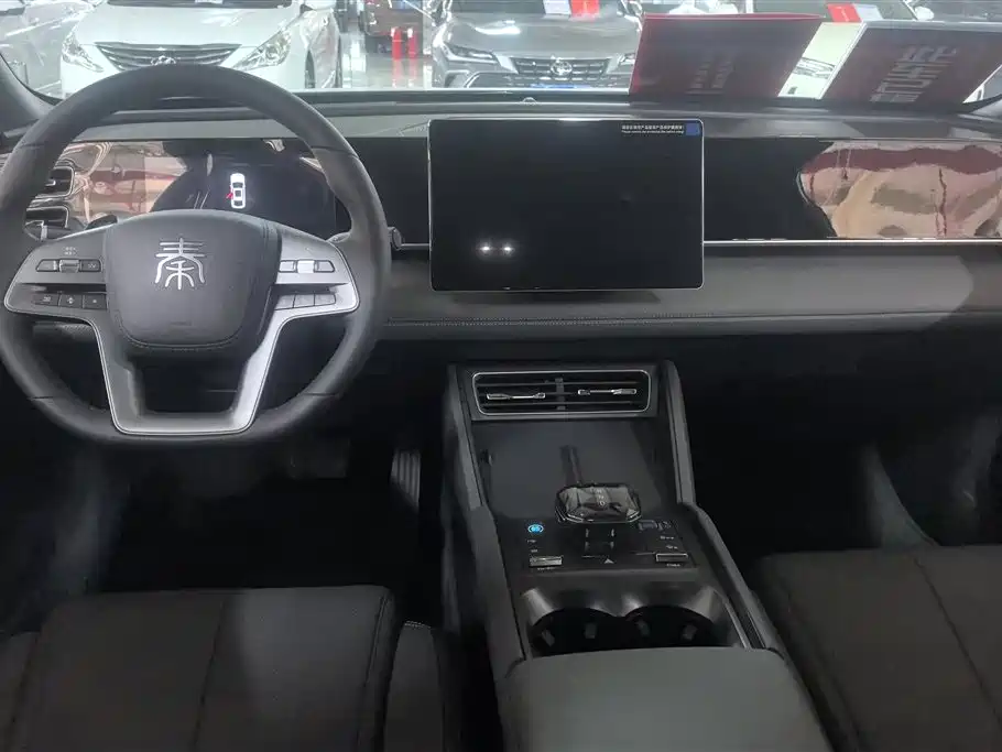 BYD Qin L 2025 DM-i Smart Drive Edition 80KM Leading фото 16