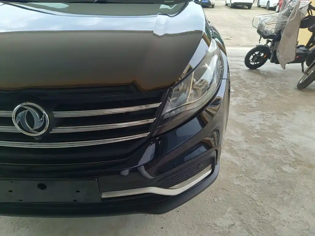 Dongfeng Fengguang Fengguang 580 2019 2018 1.5T CVT Luxury