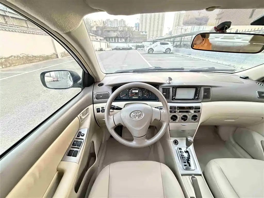 Toyota Corolla 2011 1.6L Automatic Luxury Edition фото 9