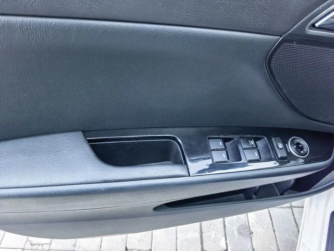 HYUNDAI NAME PICTURE