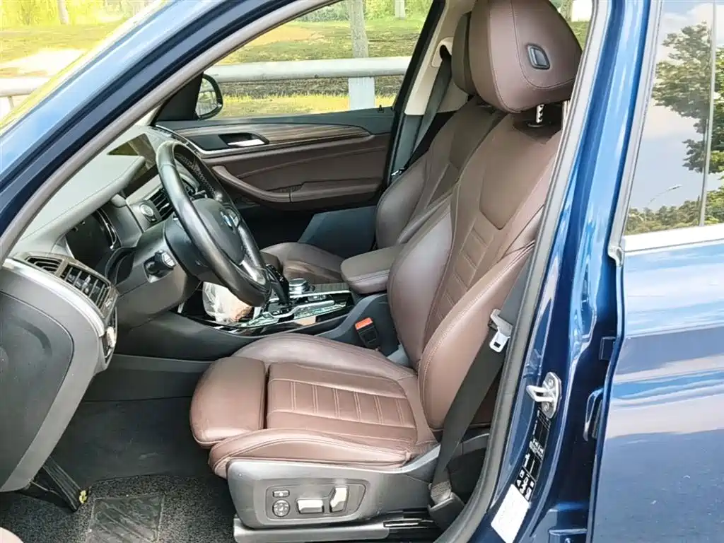 BMW X3 2019 xDrive28i Luxury Package фото 15