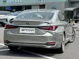 Фото 9 - Lexus ES