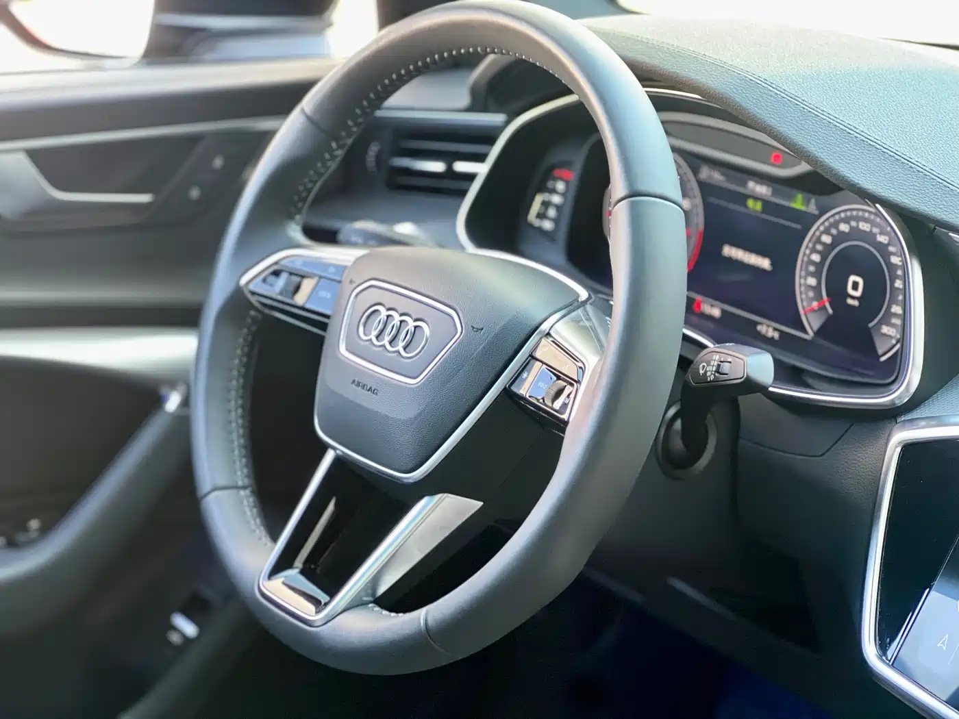 Audi A6L 2020 40 TFSI Luxury Dynamic фото 28