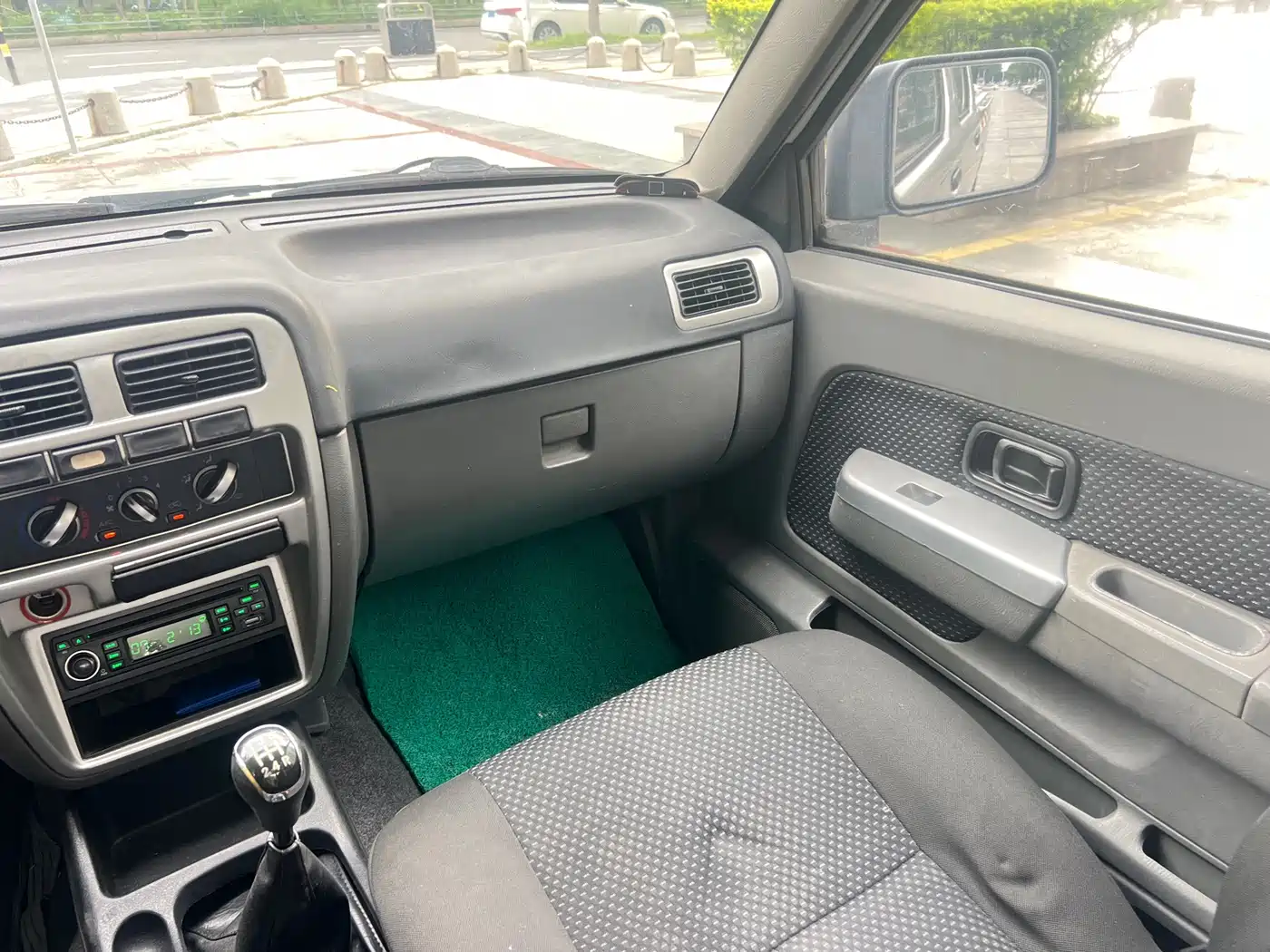 Dongfeng Ruiqi 2015 2013 2.2T Diesel 2WD Standard ZD22TE