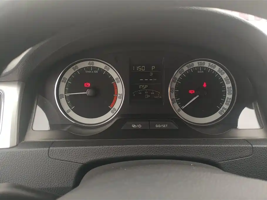 Škoda Skoda Rapid Spaceback 2019 1.5L Automatic Comfort Edition фото 14